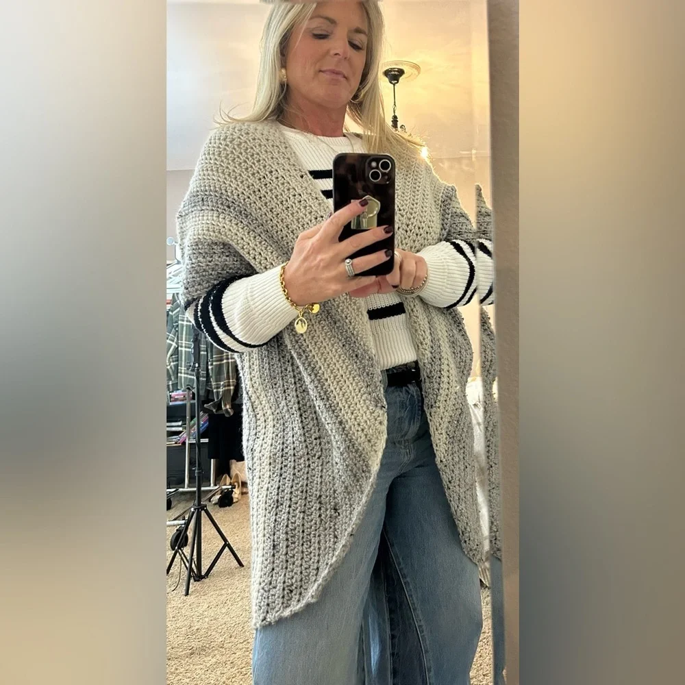 Womens Handmade Boho Crochet Coastal Cowgirl Neutral Cardigan O/S Beige Gray